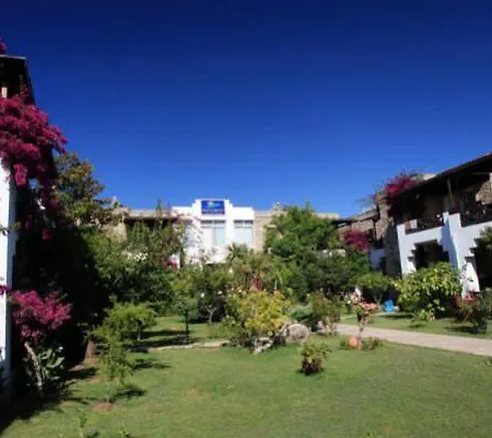 Kivanc Suites מלון