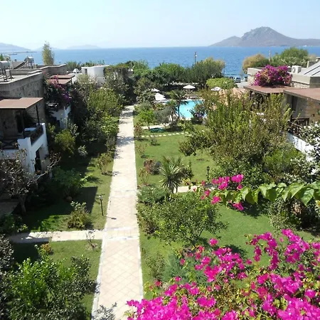 מלון Kivanc Suites יאליקאבאק