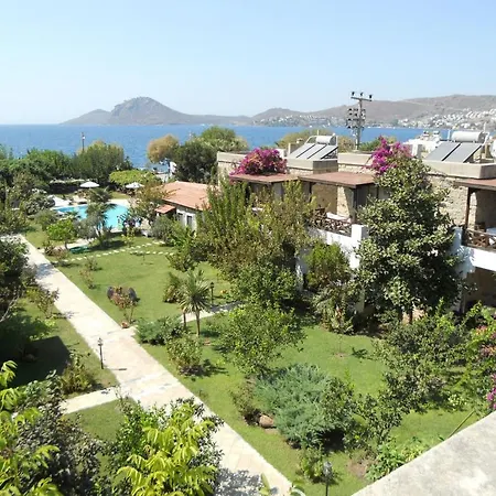 Kivanc Suites מלון יאליקאבאק