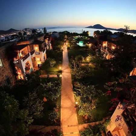 Kivanc Suites Отель Яликовак