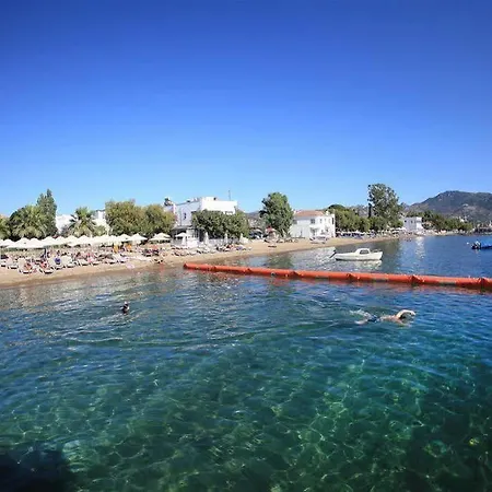 Отель Kivanc Suites 3*